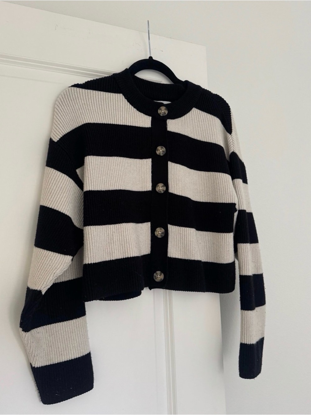 Zara girls striped black & ivory cropped button cardigan sweater 13 14 years
